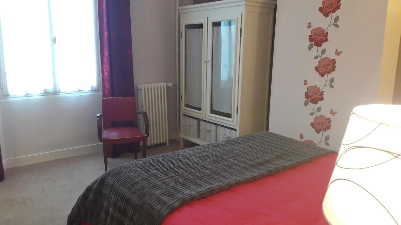Illiers-Combray Hotel Les Aubepines מראה חיצוני תמונה
