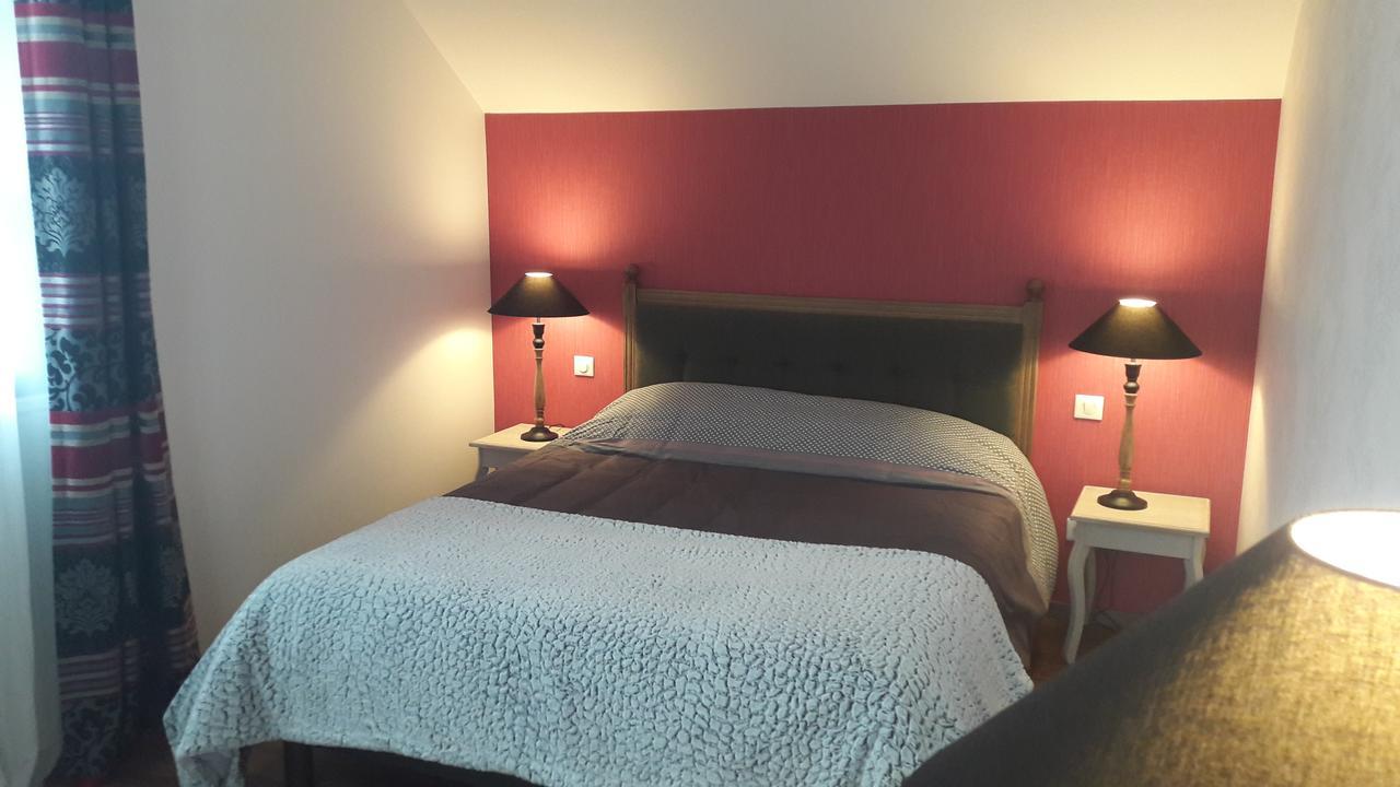Illiers-Combray Hotel Les Aubepines מראה חיצוני תמונה