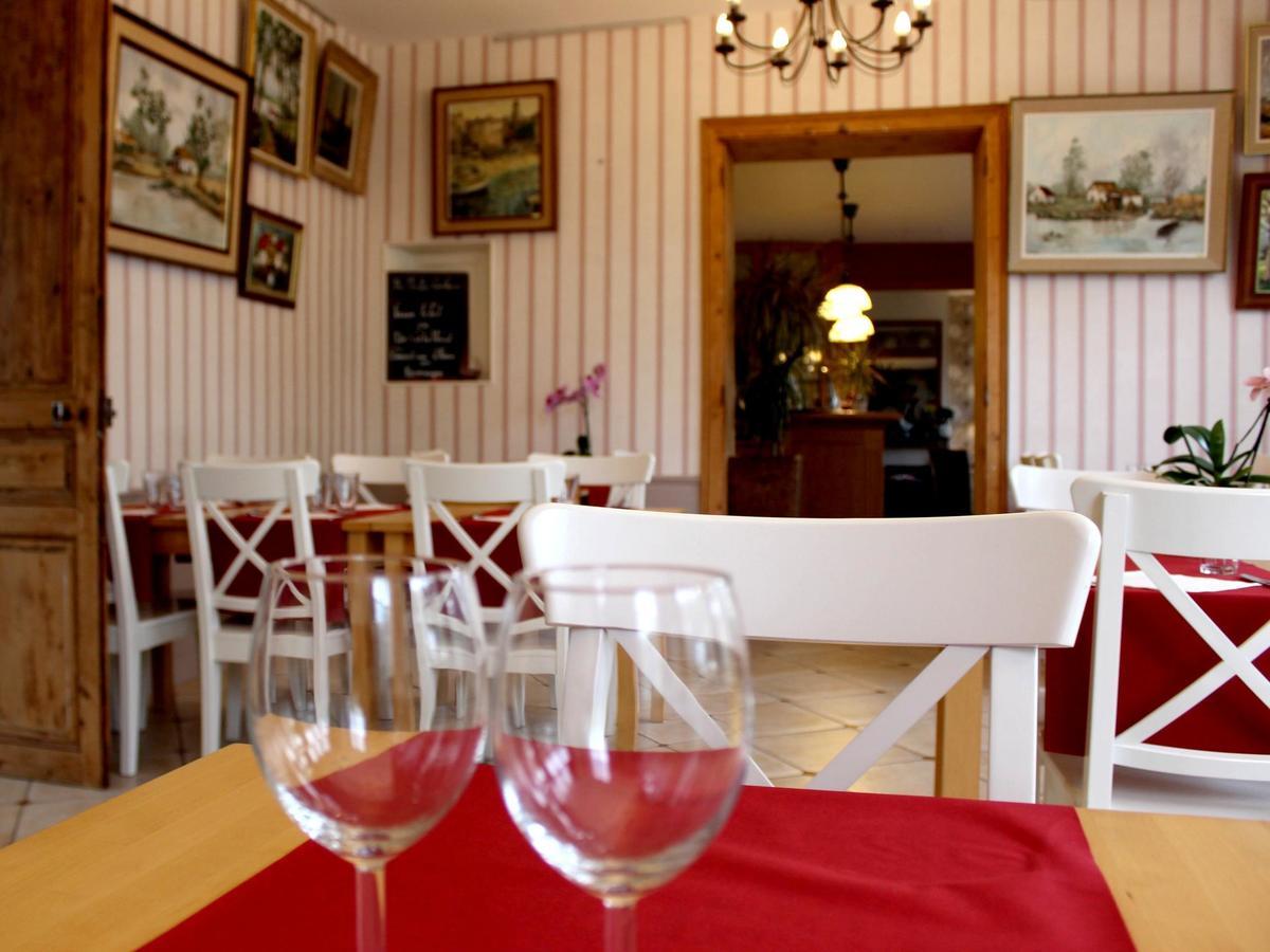 Illiers-Combray Hotel Les Aubepines מראה חיצוני תמונה